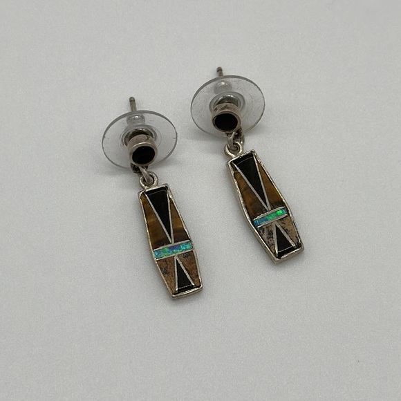 Sterling Silver Earrings with Opal Stone Design - Picture 1 of 4